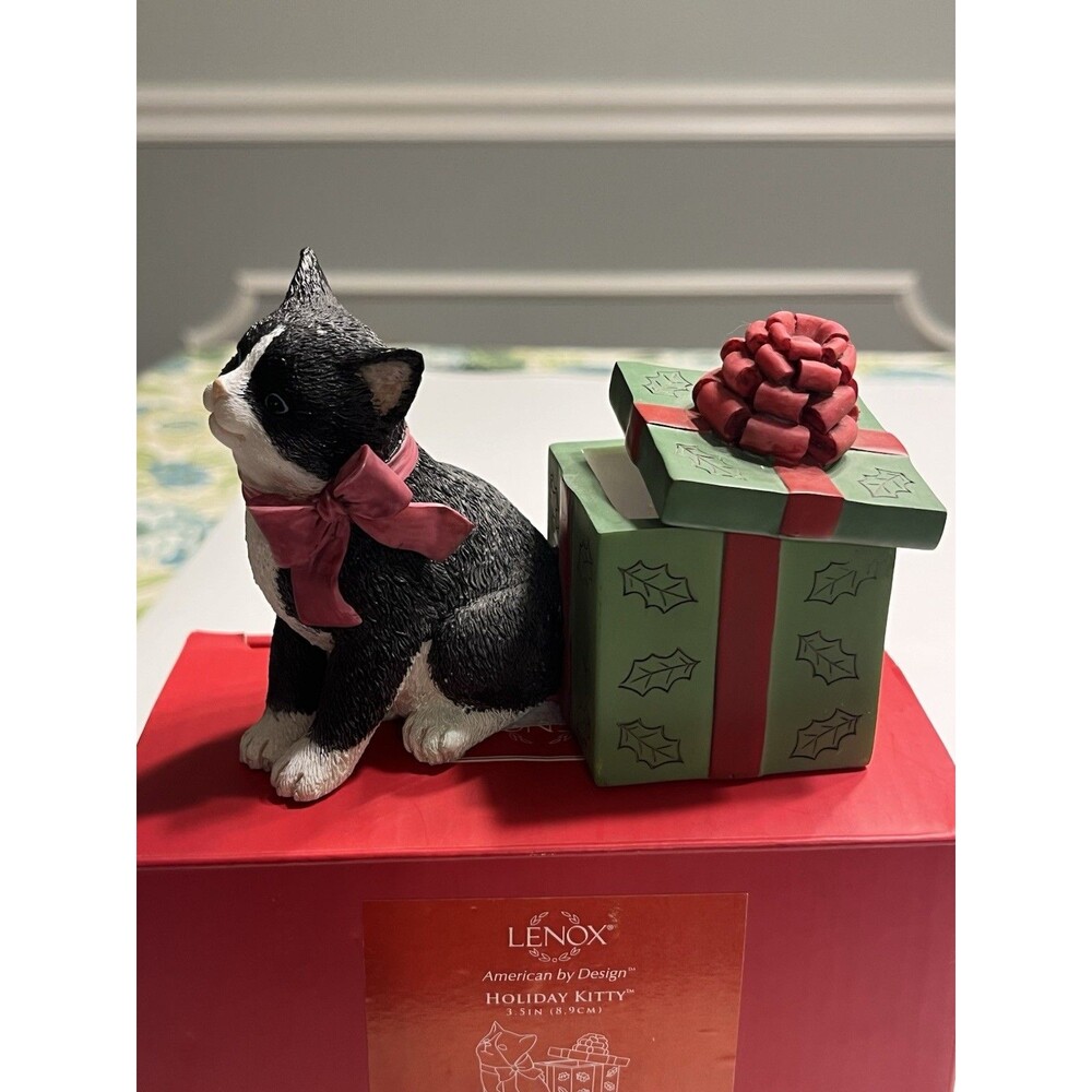 Lenox Christmas Kitty Cat 3.5” Figurine w Present  ~ IOB